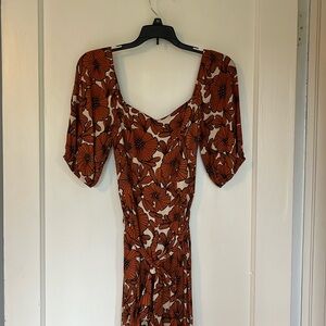 Adorable rust orange flower Traffic People Romper XS